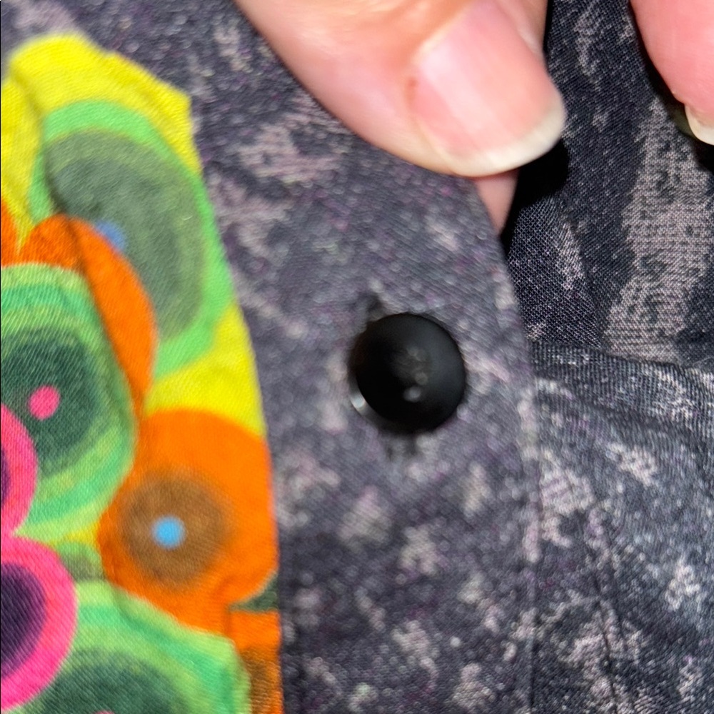 Desigual Women's Floral Button Down, EUC - Picture 10 of 13